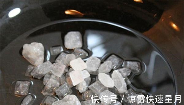 炒糖色，直接炒冰糖就错了！多做一步，颜色红亮诱人，味道不发苦！