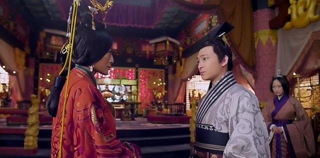 护体|刘彊为何能逃过废太子死亡陷阱德才兼备，让他建三道护体金刚