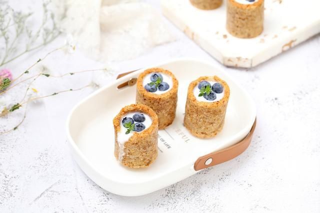 蓝莓|要减肥还嘴馋怎么办?推荐一款高颜值甜点,低脂低卡吃完不长肉!