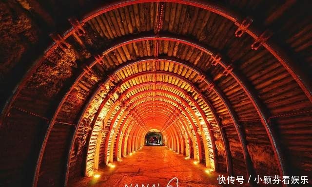 世界独一无二的盐矿教堂,隐藏在哥伦比亚这个小镇,神秘又壮观