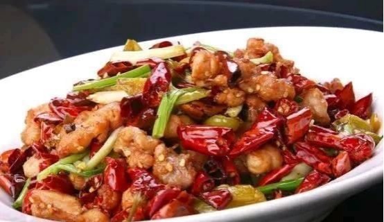 自己做的菜肴，比外边买的强多了，营养美味，饭桌上家人直夸赞！