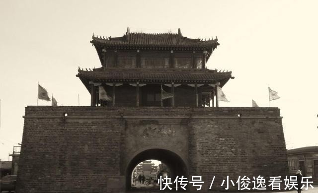 努尔哈赤#在明朝节节败退时,他一炮打飞了努尔哈赤,让清军明白了一个道理