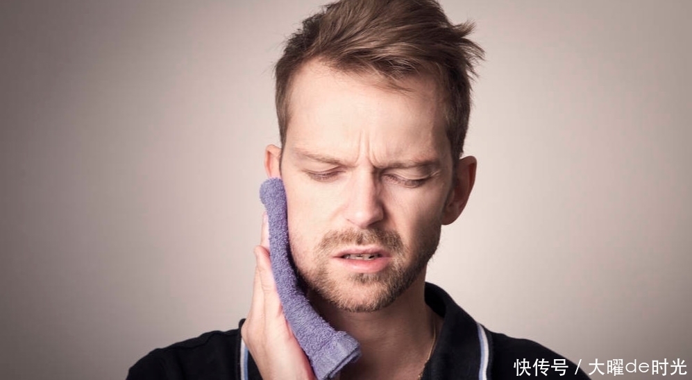 茄子蒂别再当垃圾扔掉了,用它煮水喝,有4大好处,快告诉家人!