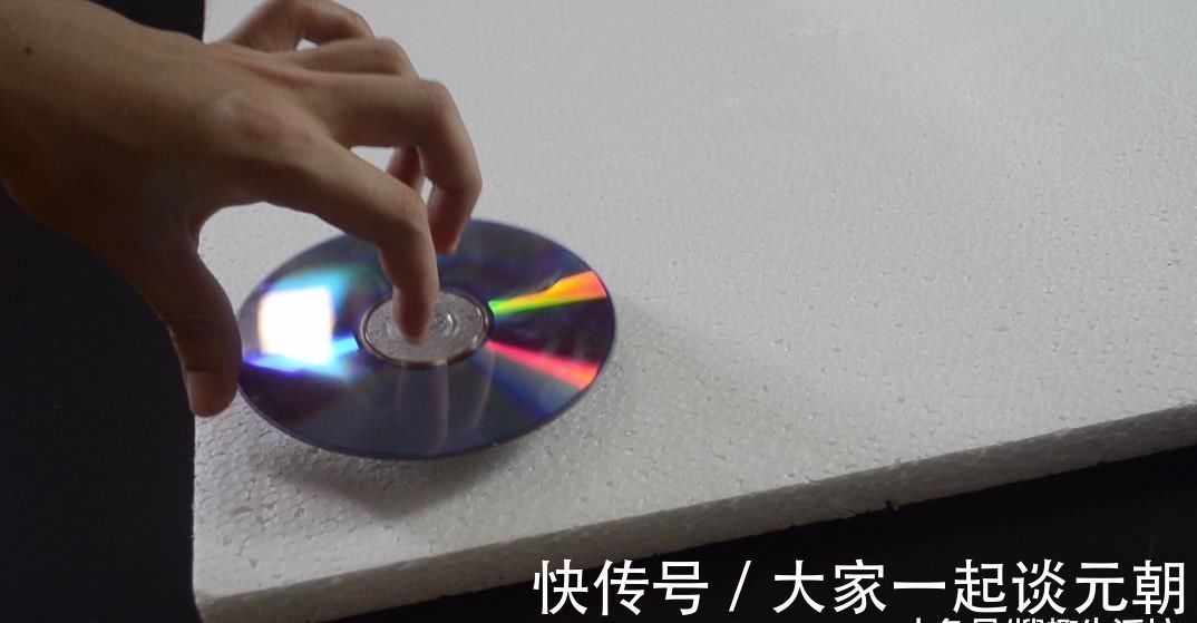 改造|气泡垫别急着扔, 改造一下, 放在桌面上太实用了, 看完赶紧去试试
