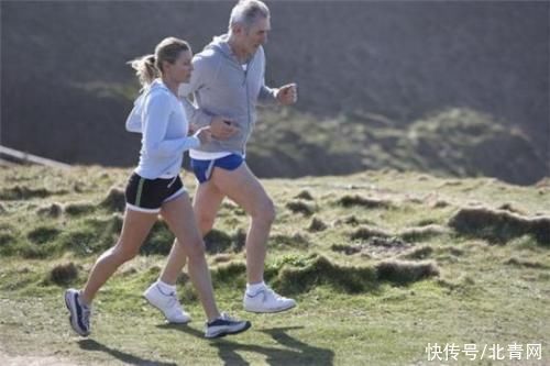 老年人若想活回年轻的感觉，5大元素不可或缺