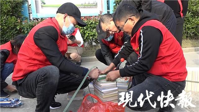 河南|一本书一份爱！江苏盐城东台志愿者为河南受灾孩子募集近万本课外图书