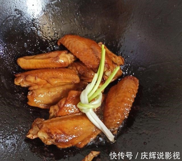 可乐鸡翅,简单又好吃!