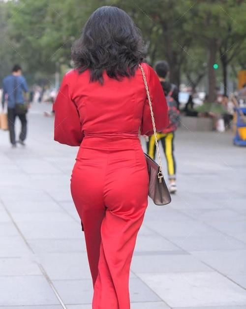 裙子 红色阔腿裤套装，气场强大，霸气十足，营造华丽的御姐风