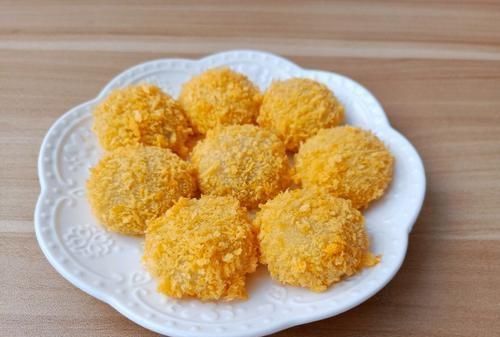 胡秉言|过年炸汤圆,直接下锅容易炸,多加1步,不炸不裂,香脆酥糯