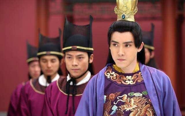 回答|朱元璋问朱允炆一个问题,朱允炆违心回答获得赞扬,最后害了自己