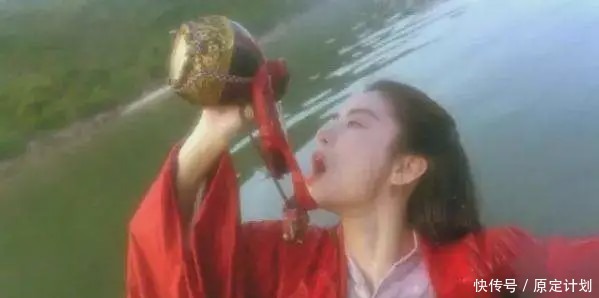 想象|金庸除了小说写得好,取名也是一绝,这些很难想象是同一人取的!