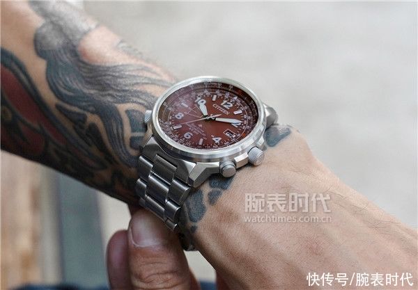 r干货！5款万元以内的高颜值腕表，喜欢又买得起