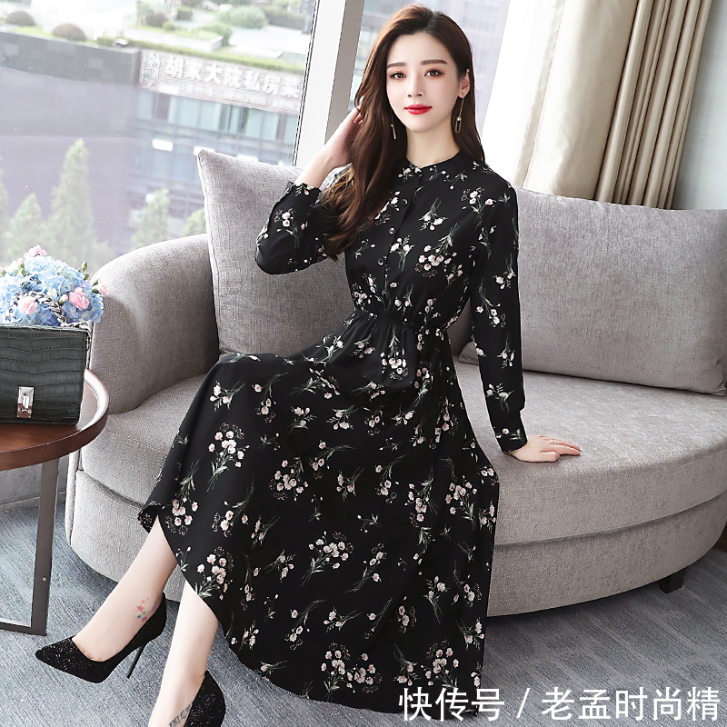 版型 别以为女人年纪大了就不能穿碎花裙,看看下面这些,一个比一个有气质