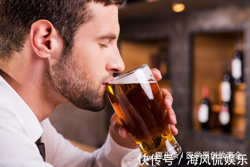 胃癌|寿命短的男人,喝酒会有六个信号,若你六个都没有,恭喜很健康