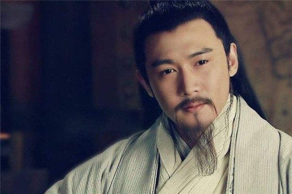 才高八斗|曹植才高八斗,七步成诗,没想到一篇文章毁了曹操统一天下大业