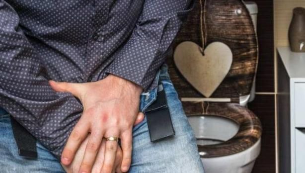 泡沫|尿液中出现很多泡沫?或许是被这些疾病“缠上”了,别忽视了!