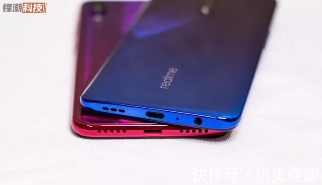 白平衡|当 realme 遇上 Redmi，你们猜猜谁更「猛」