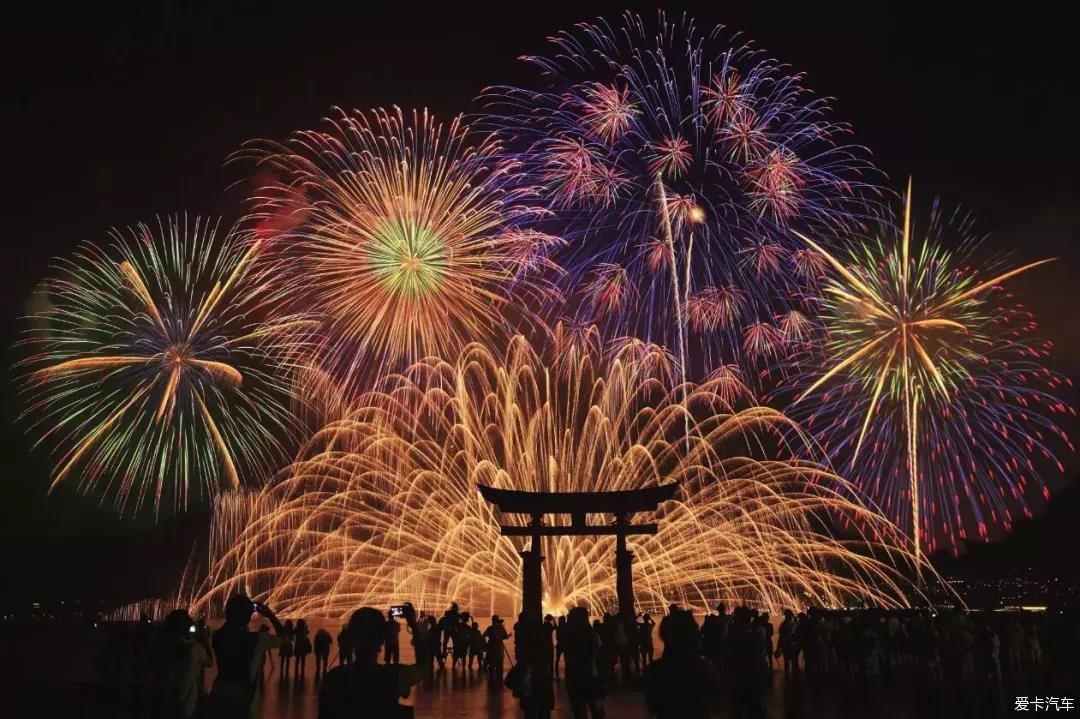 你以为日本只有樱花可看？夏日祭——给你一整个夏天的狂欢！