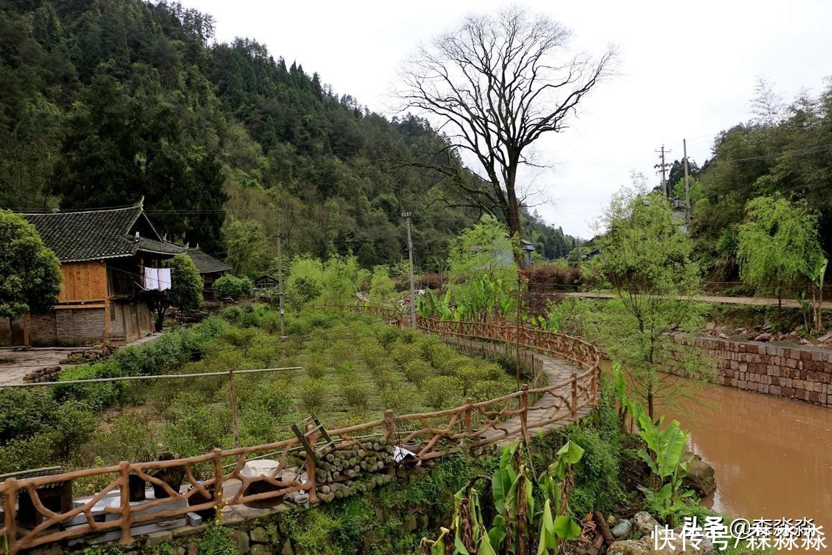 胡家溪土家族古村落，一脚踏五县，距今已千年