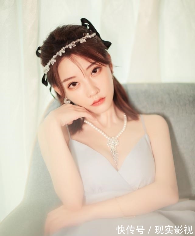 佛系少女|冯提莫新歌上线!献唱国产动画《紫川》主题曲,俩月发布3首单曲