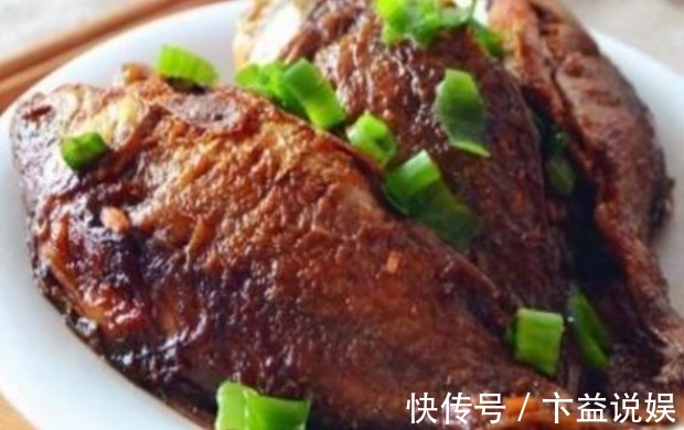 圆白菜|美食推荐肉末蒸菜心、豆瓣酱炒猪血、牛肉丸胡辣菜、糖醋焖鲫鱼