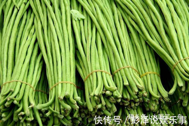 精盐|豆角吃了20年,这做法头一次见,不炒不炖,简单一做,比吃肉过瘾