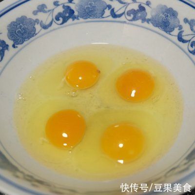 菠菜蛋糕做的对，脆嫩满足又美味