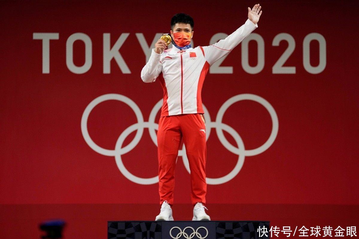 国产品牌|冠军龙服在身 东京奥运会金牌在手