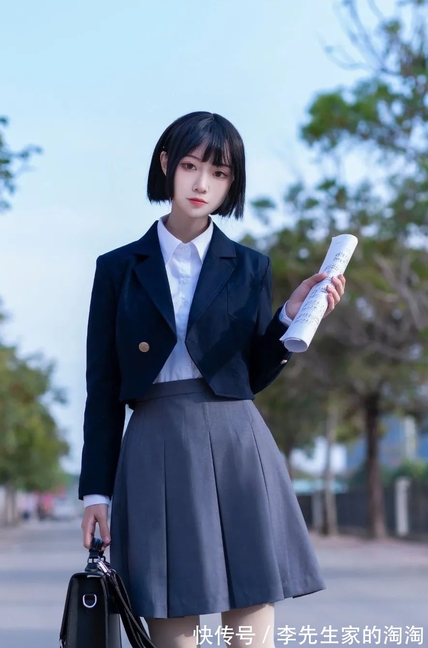 微笑|JK:那一抹微笑,犹如冬日里的奶茶