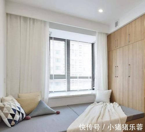 卧室|越来越多人卧室不铺床装柜子，他们更爱这种设计，好用又不占地方