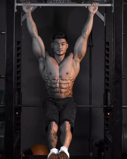 睡眠质量|那些停止健身，开始放纵的肌肉男，后来都怎么样了