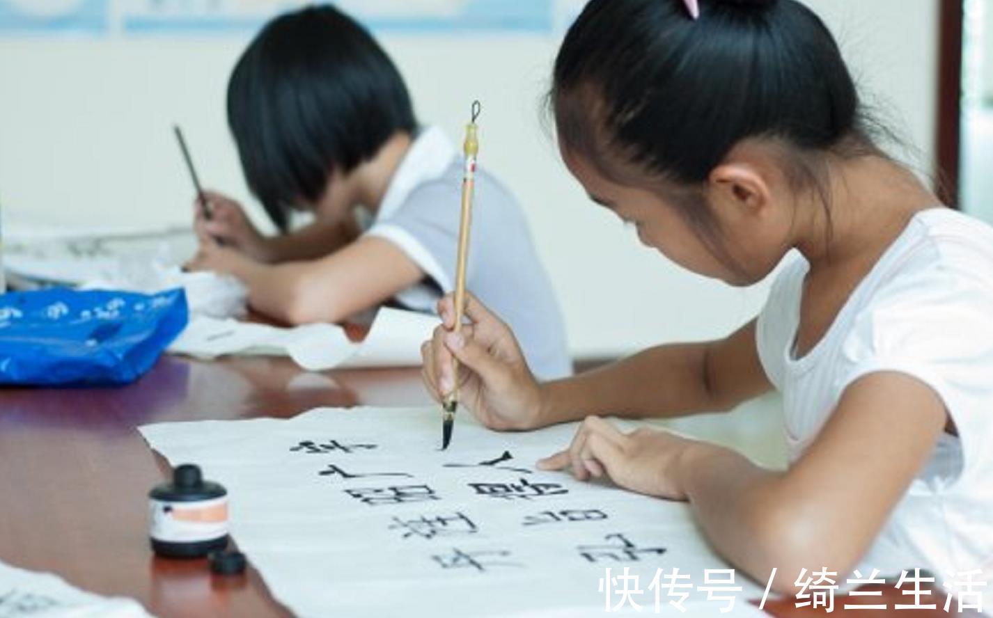 学习书法|16岁自闭症男孩手写“印刷体”,堪比复刻机,专家:没有灵魂