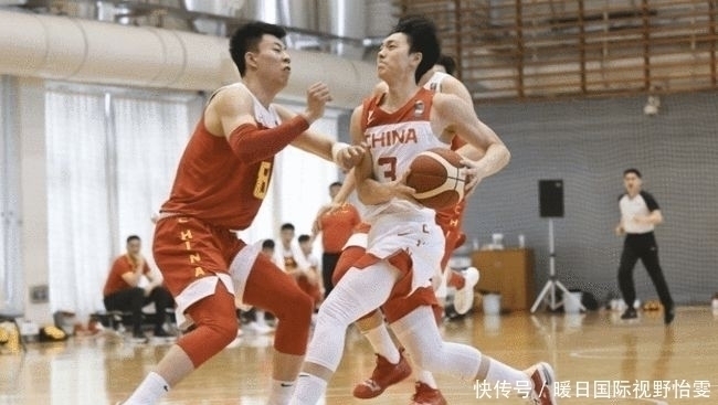 周鹏|曝中国男篮新队长!易建联离队你就是核心,战功赫赫实至名归