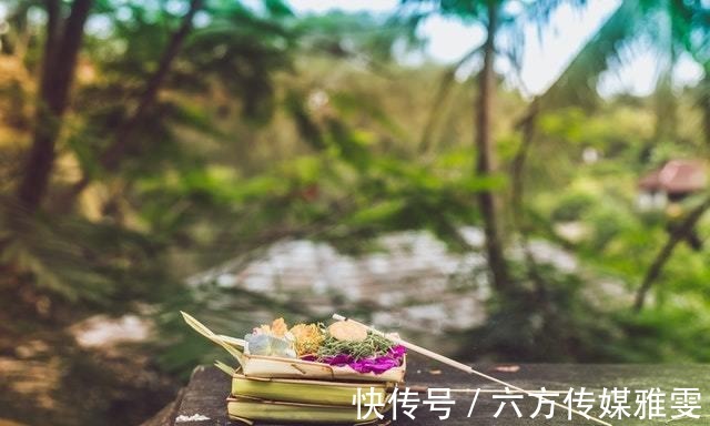 姗姗|7月，花有重开日，人有再聚时，3星座回眸再爱，执手今生无悔