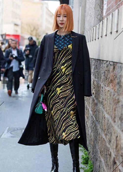 长款风衣|大家都在穿的风衣,怎么才能穿出新意?掌握搭配方式是重点