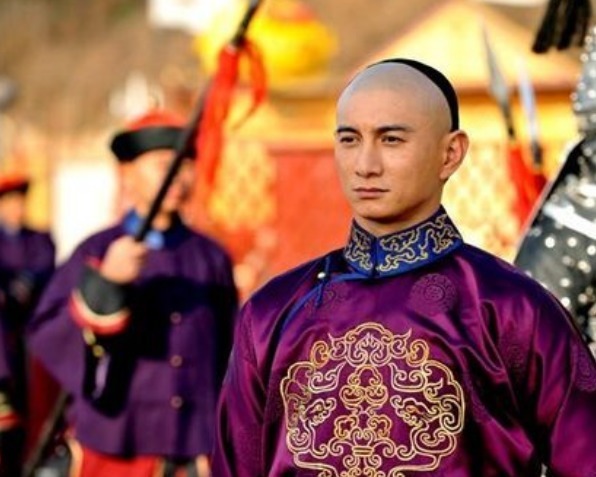 生子|康熙13岁生子，一生35个儿子，为何不立长子，而是立第11子为帝？