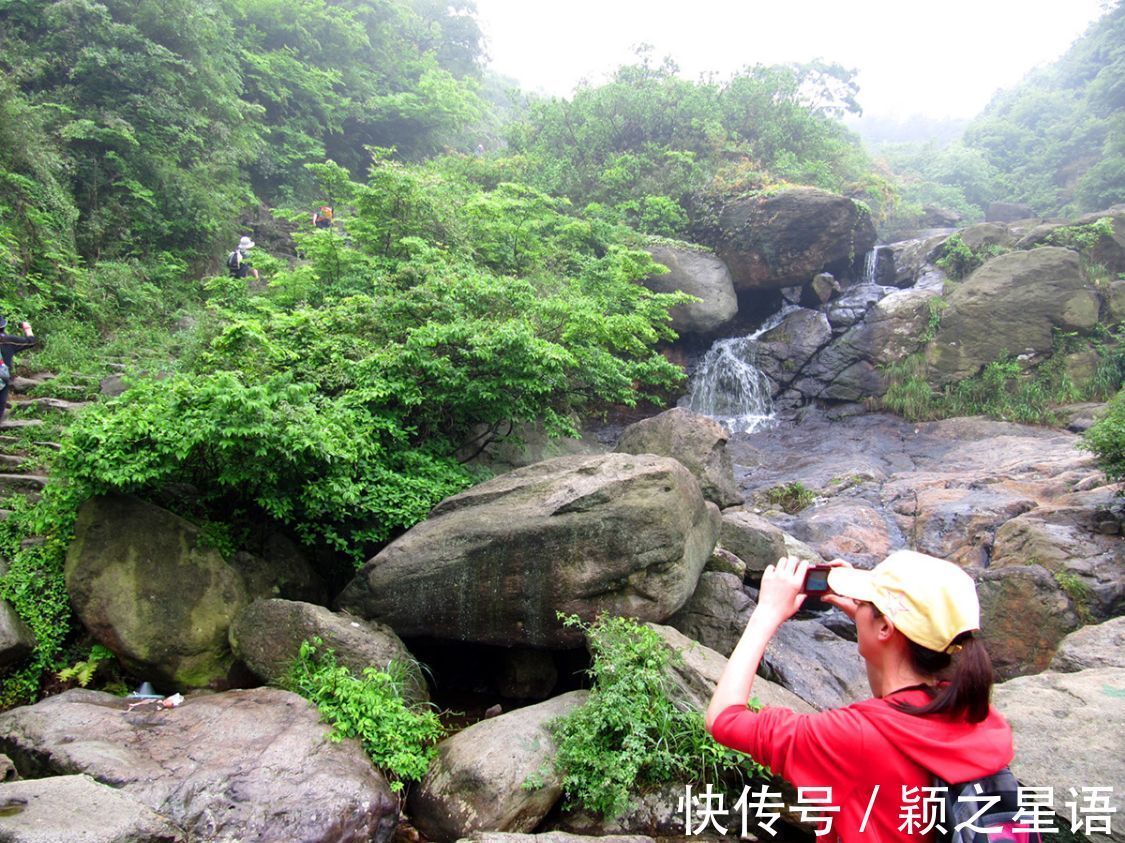 世外桃源|翻过栲栳山，眺望里杜湖水库边的村落，进入世外桃源