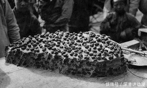 罕见|罕见老照片:40年代的街头小吃,第二张煎蛋饼让人吃惊!