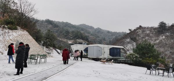 武汉|积雪最厚10厘米！武汉这个地方已有人开始打雪仗了