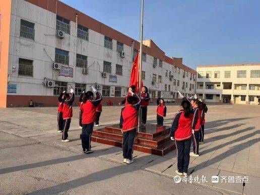 道口铺|东昌府区道口铺中心小学举行2022年春季开学升旗仪式活动