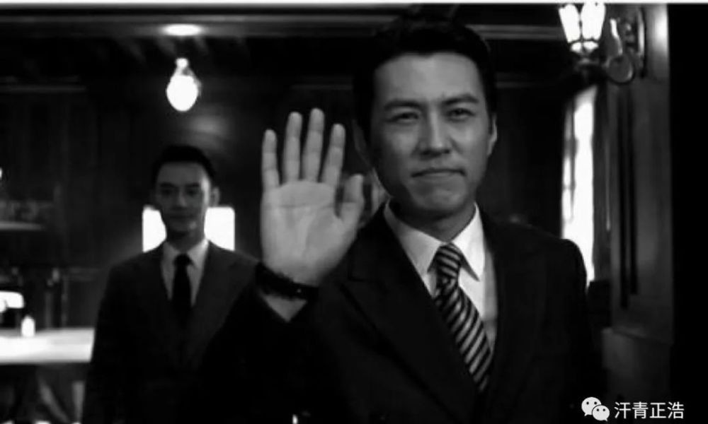 枪支|多面间谍袁殊，同时在四方卧底，为我军夺来3箱黄金和10船枪支