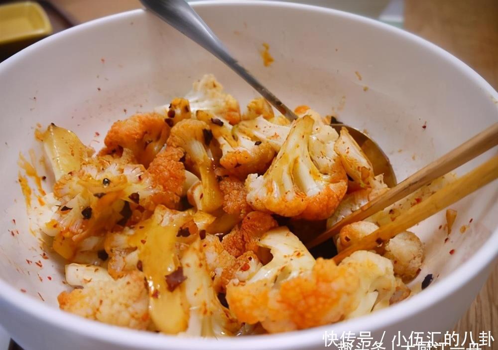 菜花别再炒着吃,聪明人这样做,拿酱油一拌,清口解腻又好吃