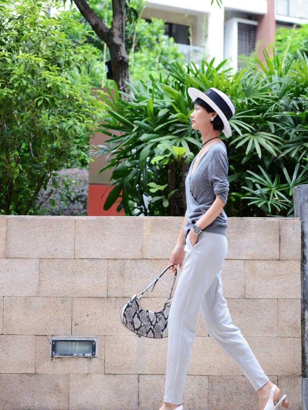 都市圈|想变成都市圈精英女神,学会这几个搭配技巧,气场全开!