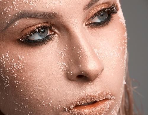 祛黑头的三种方式，不用打针不用吃药，好习惯轻松解决顽固黑头！