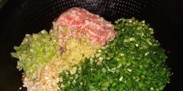 13种饺子馅料配方+14种包饺子方法, 喜欢的就学习一下吧!