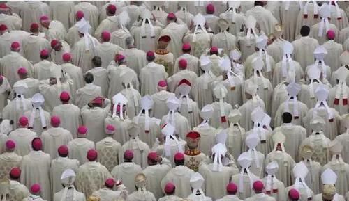  老年痴呆|老年痴呆测试：图上2位女性谁是孩子他妈？答对的智商高不易痴呆