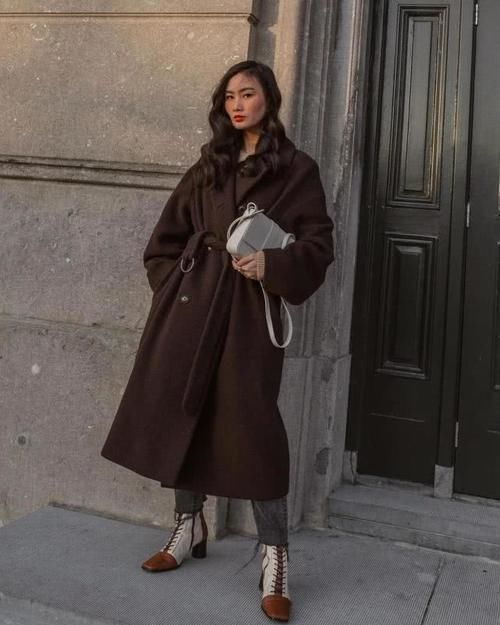 身高158的时尚博主,靠衣品撑起了自信,还能穿出1米7的高妹感