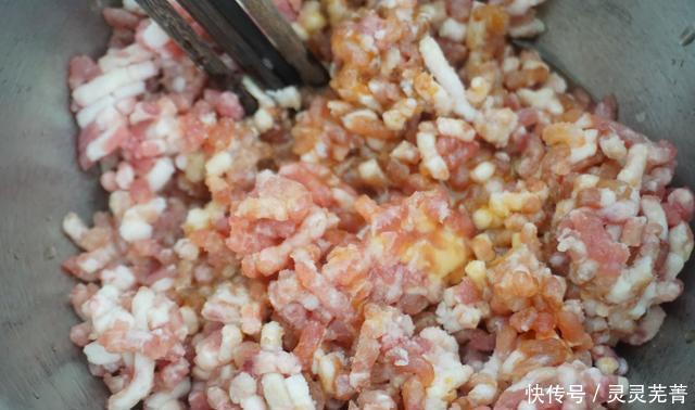 试试看|教你媲美星级酒店的大菜,这味道绝对了,简单好做又新颖,试试看