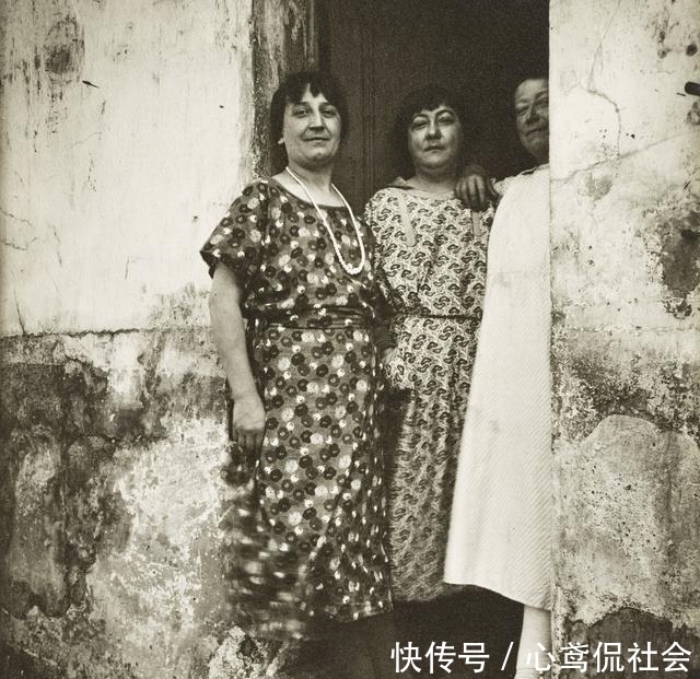 公开|最早的妓女都公开营业,当众表演,还没人敢管,知道为啥吗