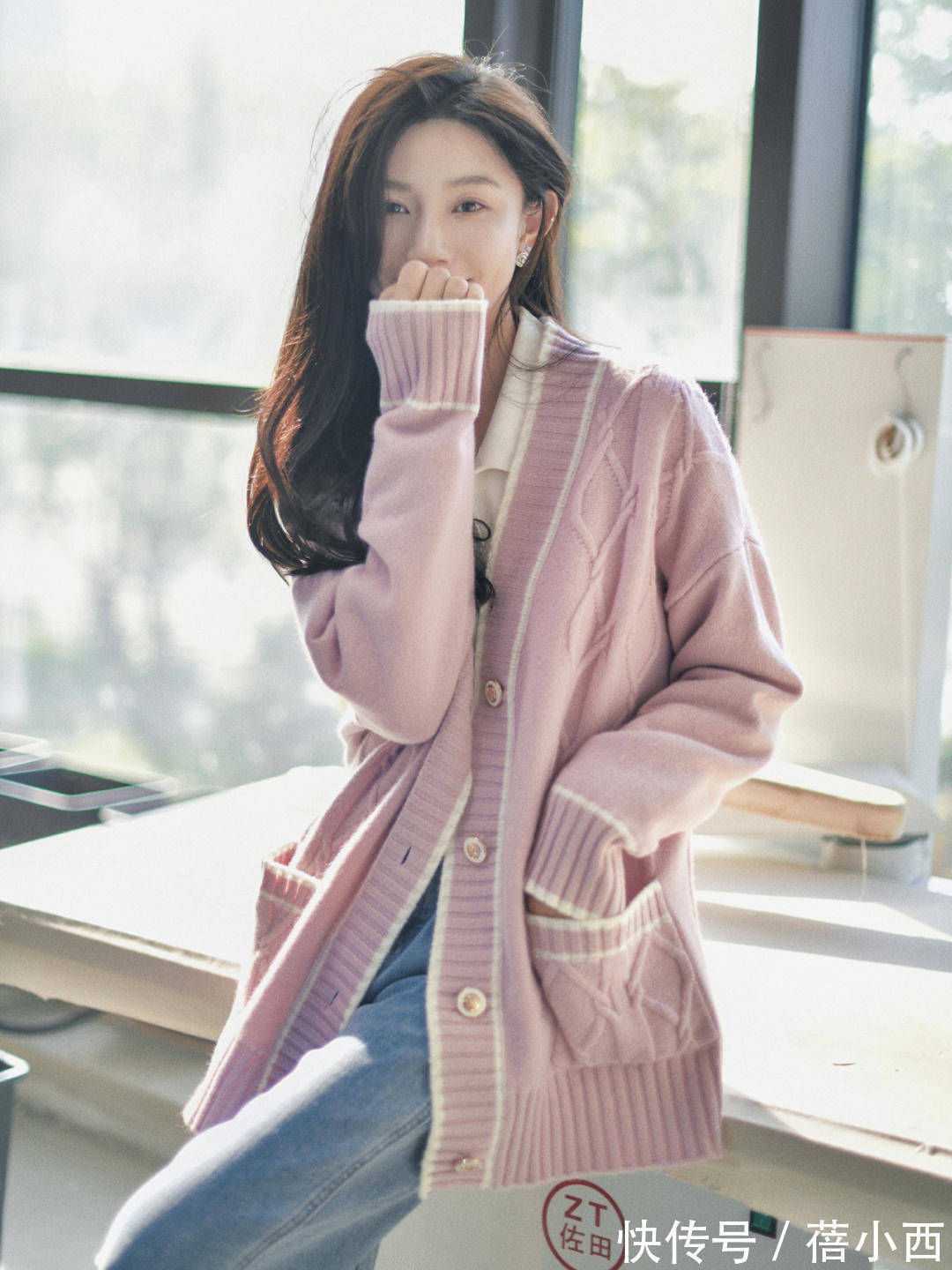 针织开衫|真正的时髦精,入秋第1件外套首选“针织衫”,百搭洋气又高级